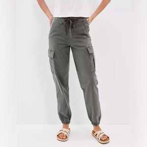 American Eagle Mom Joggers